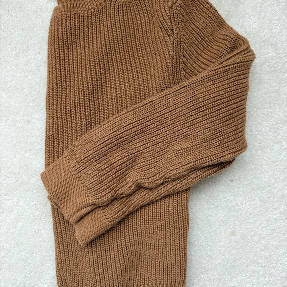 Pact Women's sweater